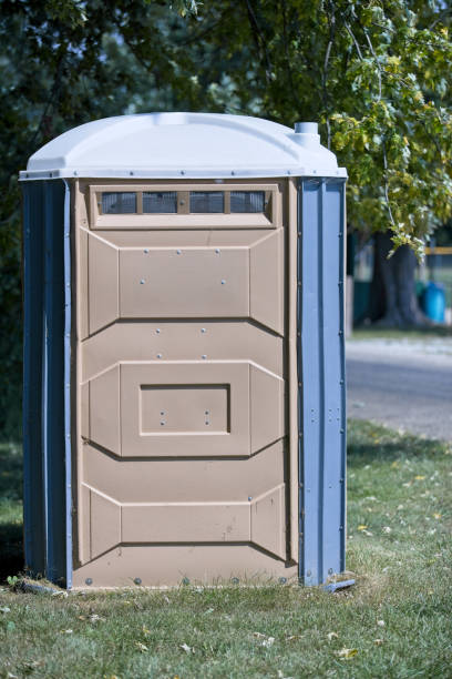 Best Affordable porta potty rental  in Edmore, MI